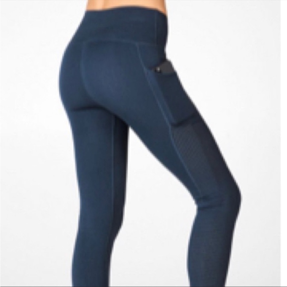 Fabletics Activation Set - image 6